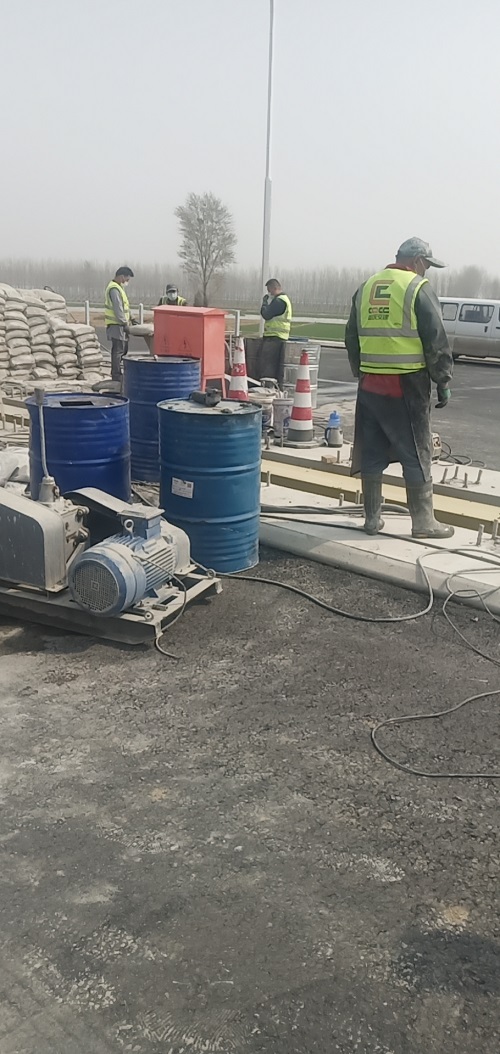 五莲公路路基回填土压密注浆